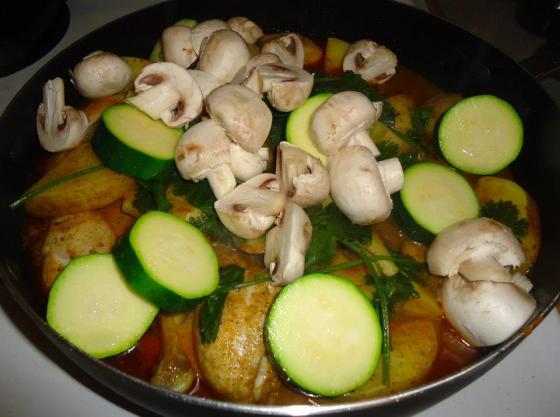 385582_351108211648056_533854712_n